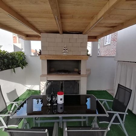 Apartments Paola Trogir Exterior photo