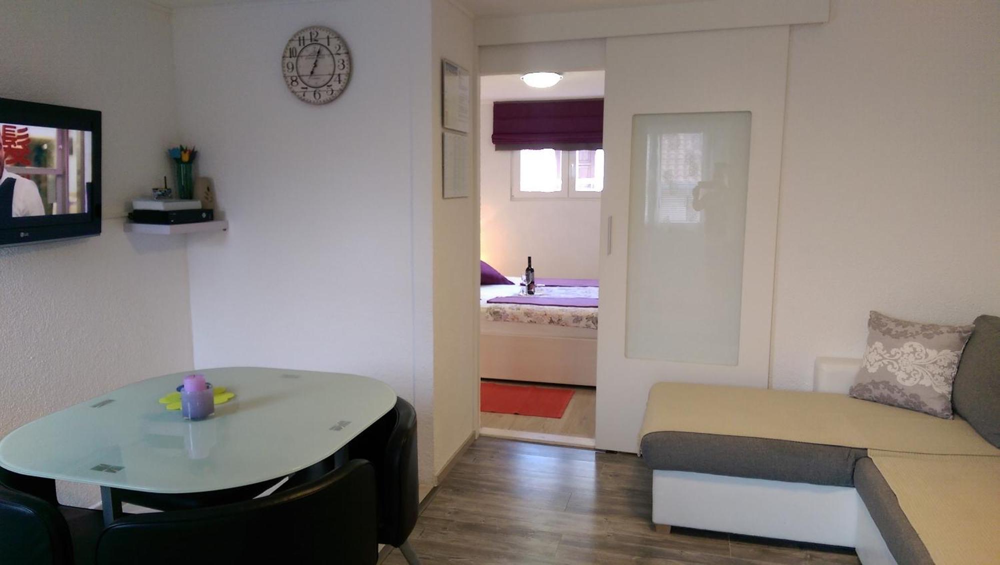Apartments Paola Trogir Room photo