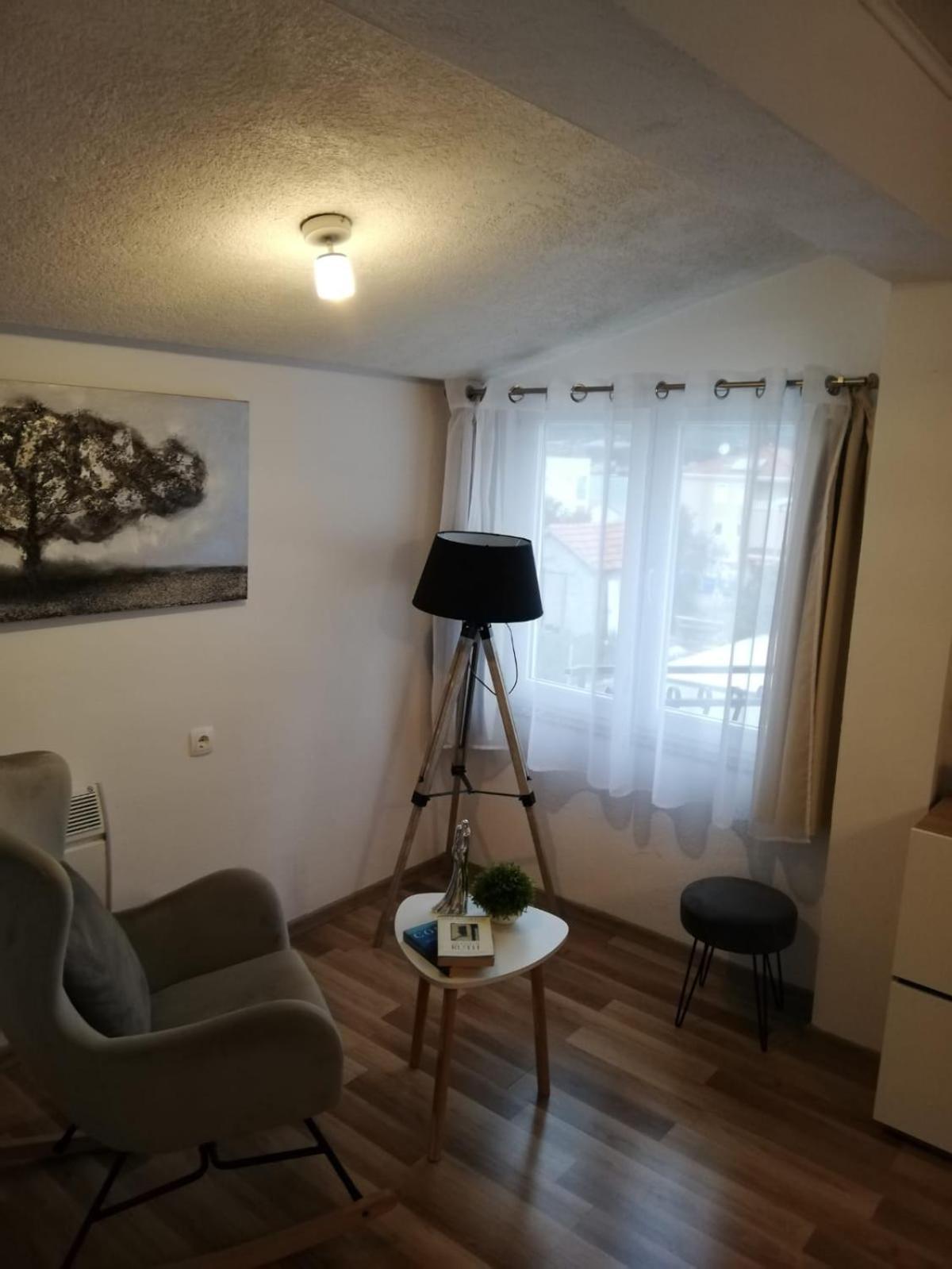 Apartments Paola Trogir Room photo