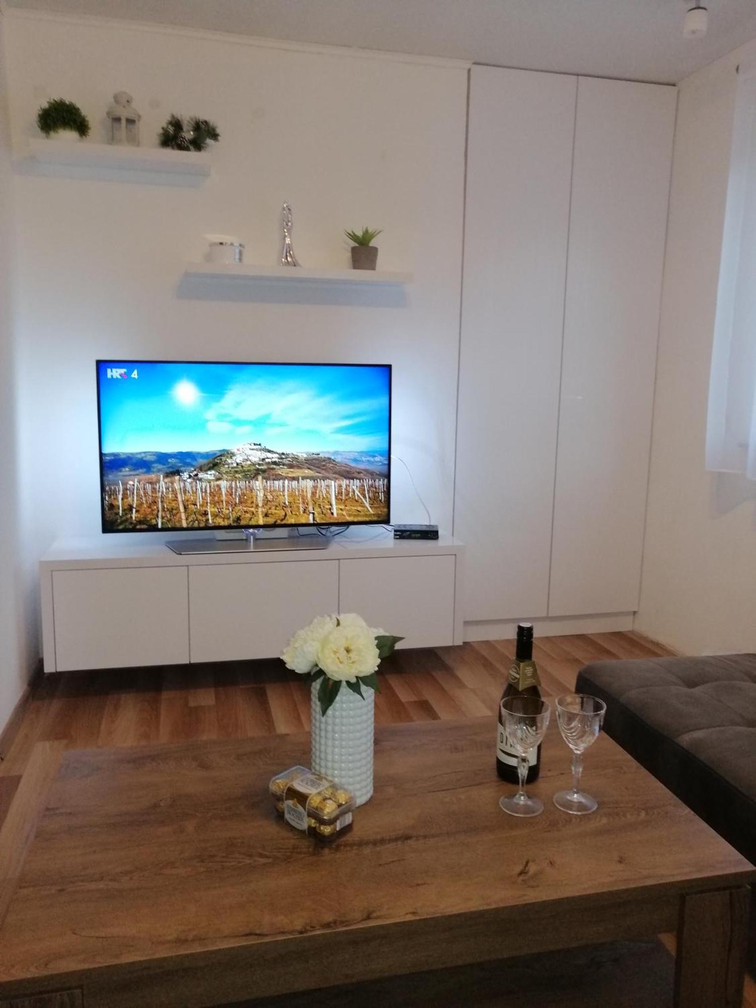 Apartments Paola Trogir Room photo